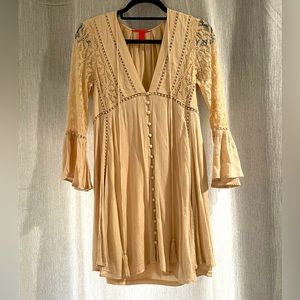 Chelsea and Violet dress. Only worn once on vacation.